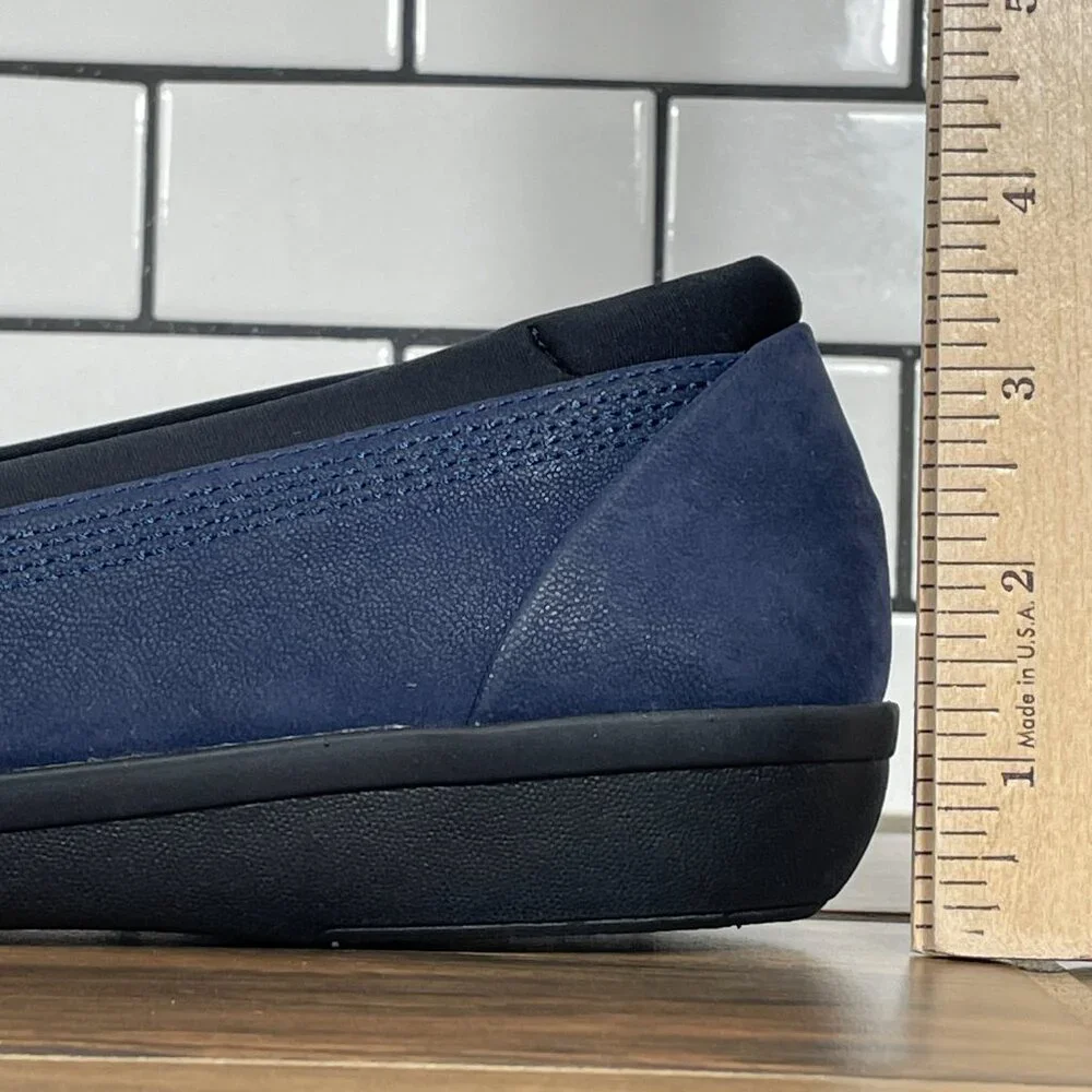 Clarks Ayla Low Shoes Womens Size 9 Navy Cloudsteppers Casual Comfort Slip On